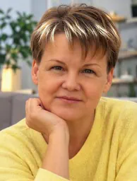 Елена Удальцова
